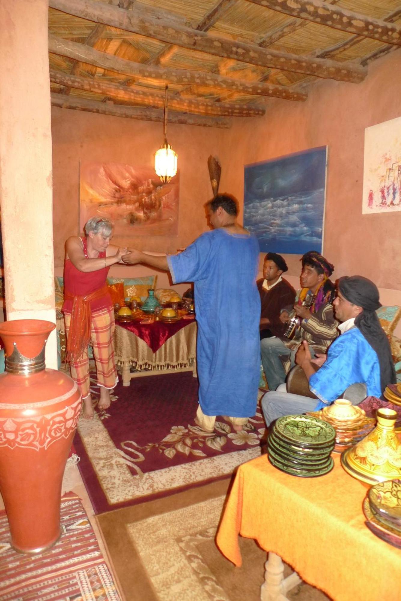 Kasbah Du Peintre Bed and Breakfast Ait Benhaddou Exteriör bild