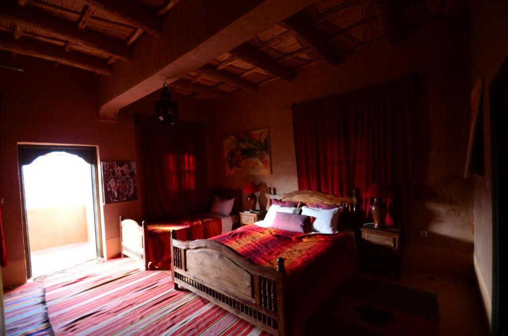 Kasbah Du Peintre Bed and Breakfast Ait Benhaddou Rum bild