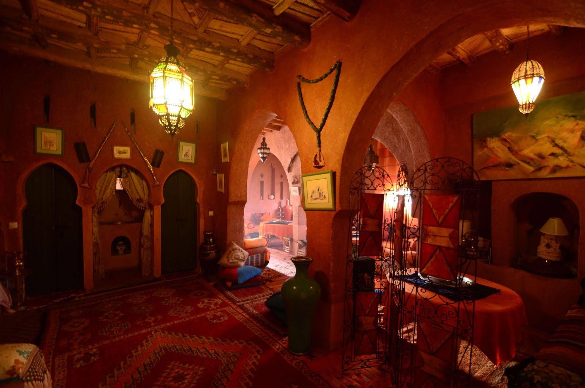 Kasbah Du Peintre Bed and Breakfast Ait Benhaddou Exteriör bild