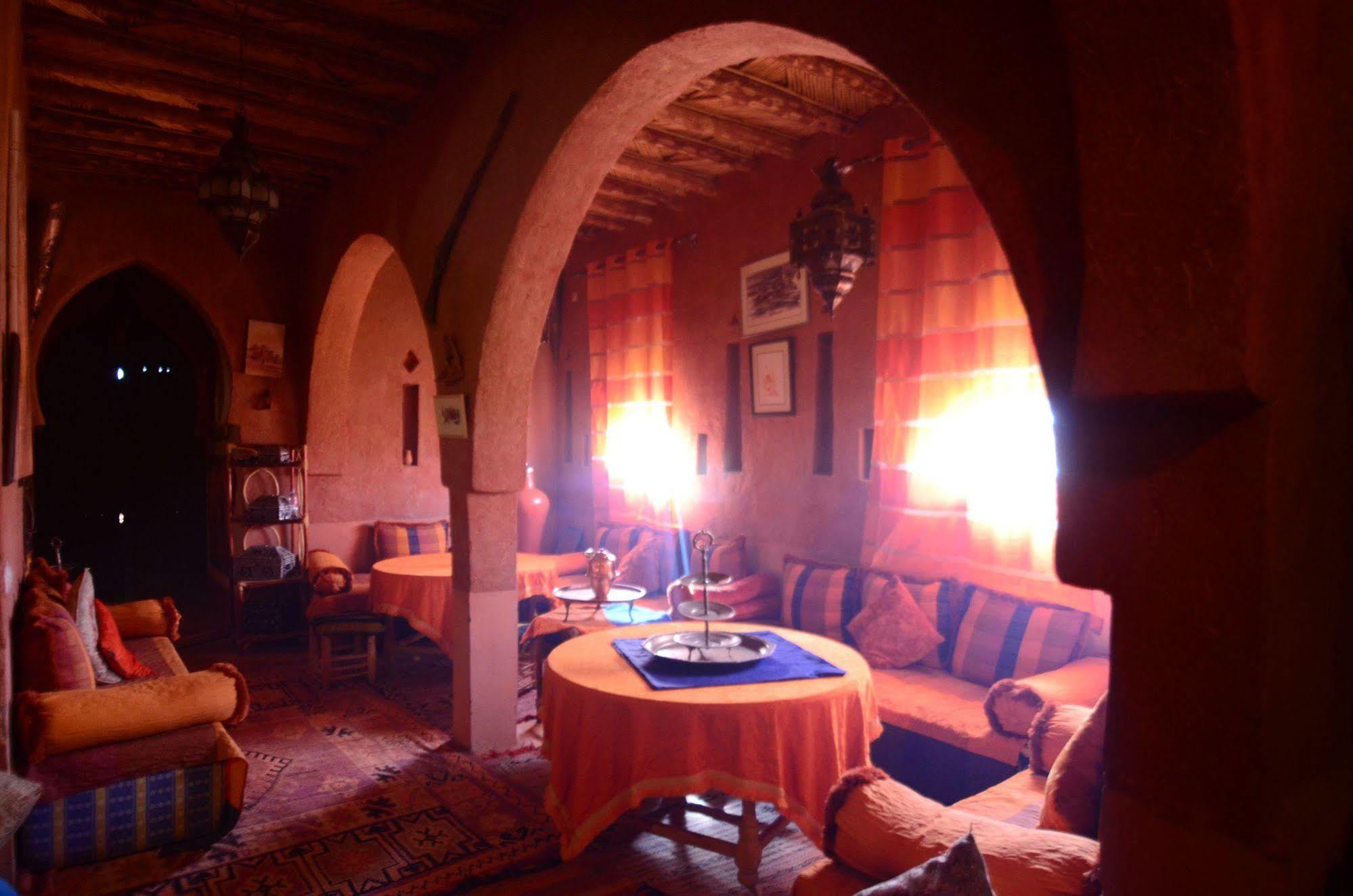 Kasbah Du Peintre Bed and Breakfast Ait Benhaddou Exteriör bild